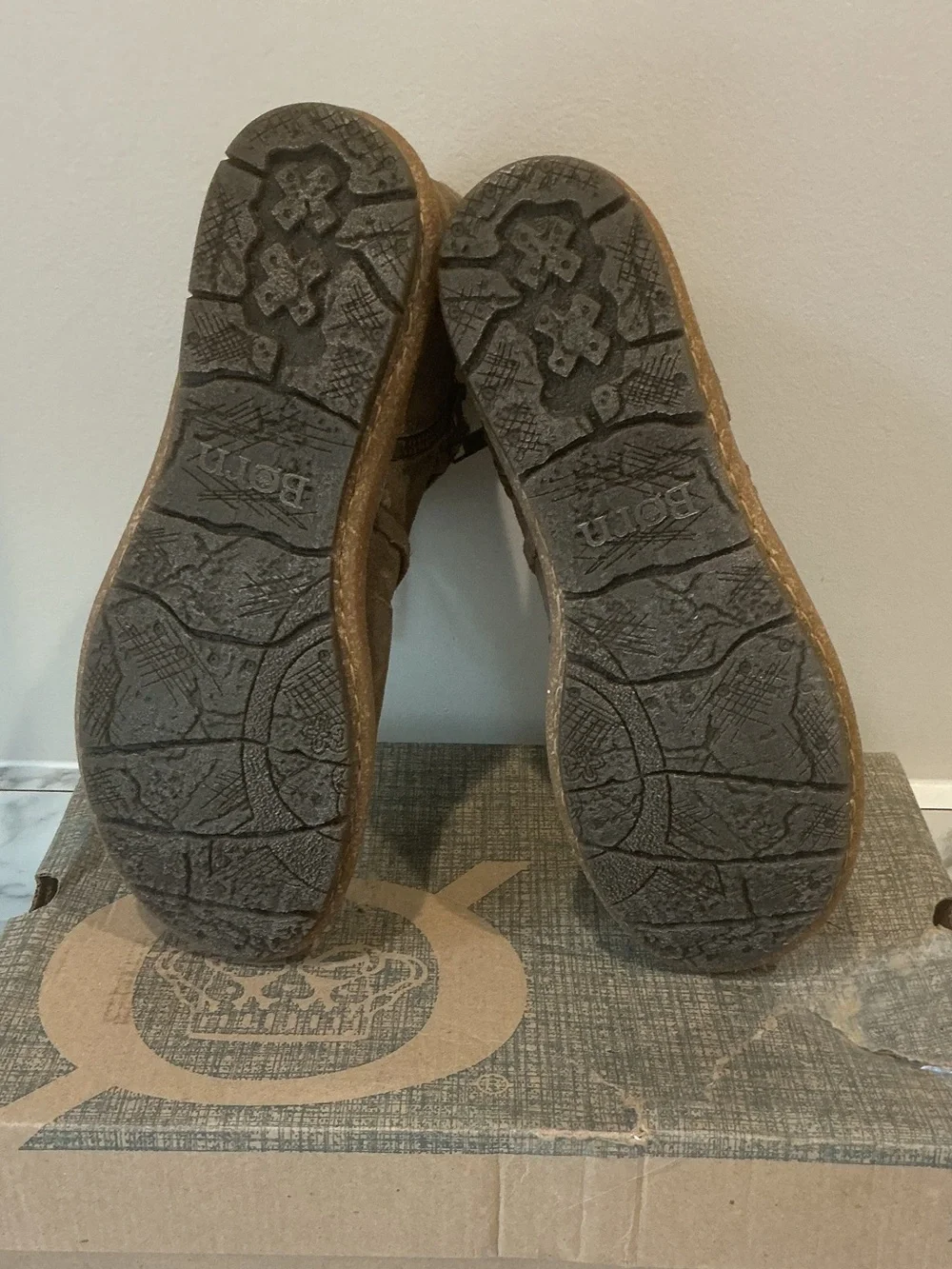 Born tarkiln distressed